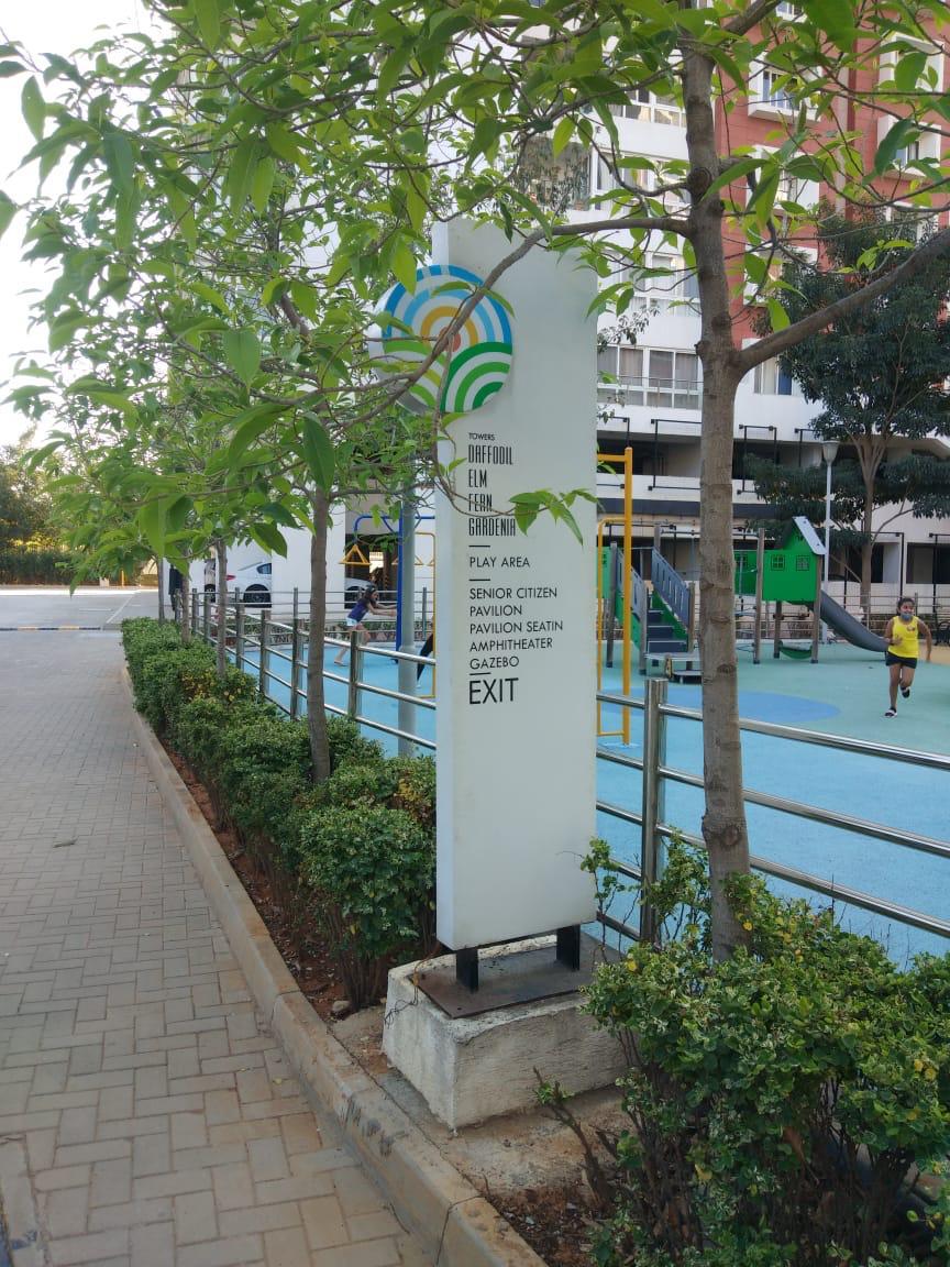 Pylon Signage - Image 2